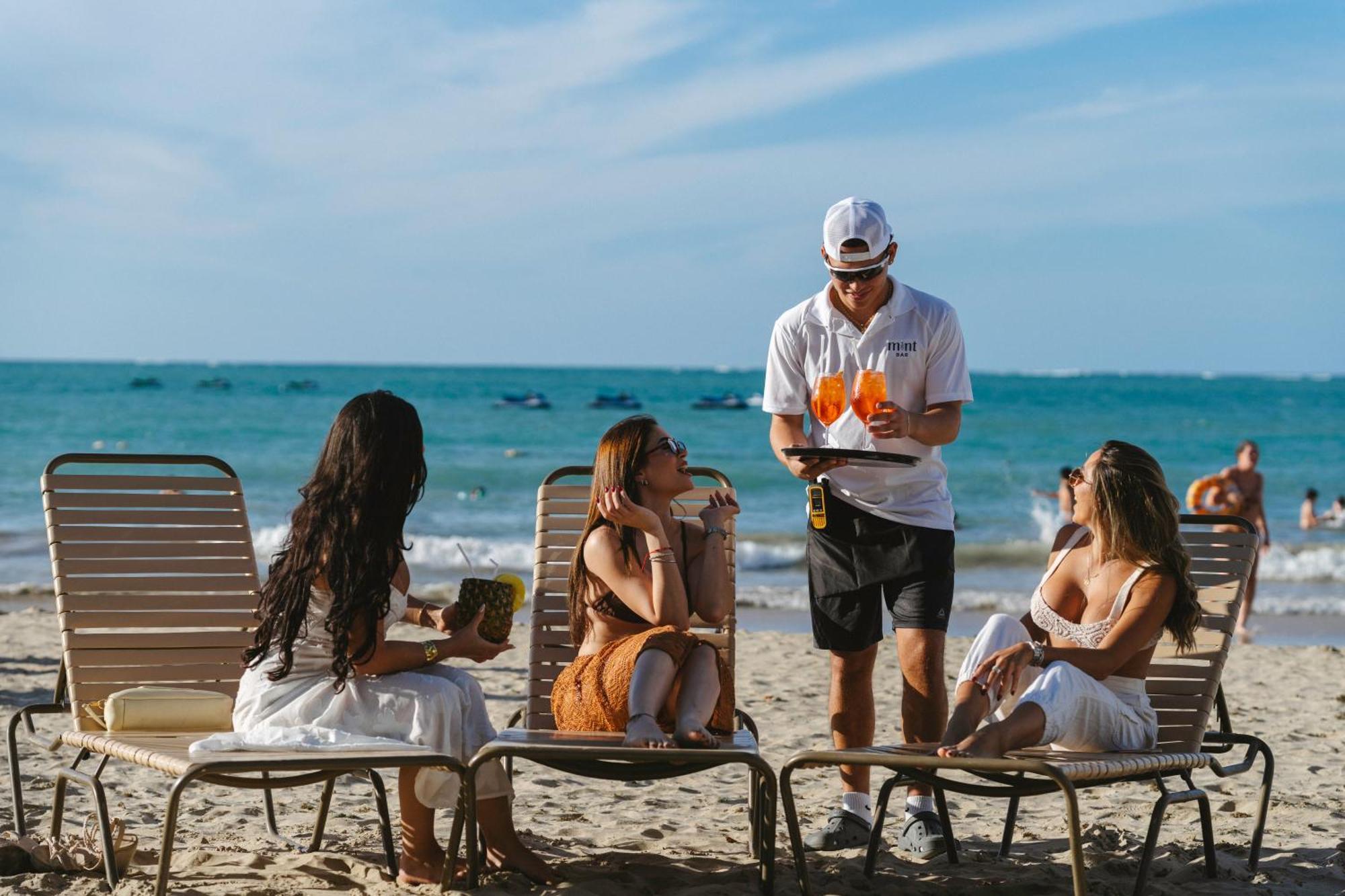 סן חואן Ocean View Deluxe Suite: Pvt. Beach & Pool מראה חיצוני תמונה